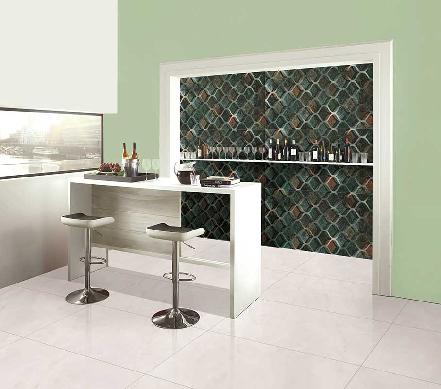 Elegant Kitchen Cream Tile